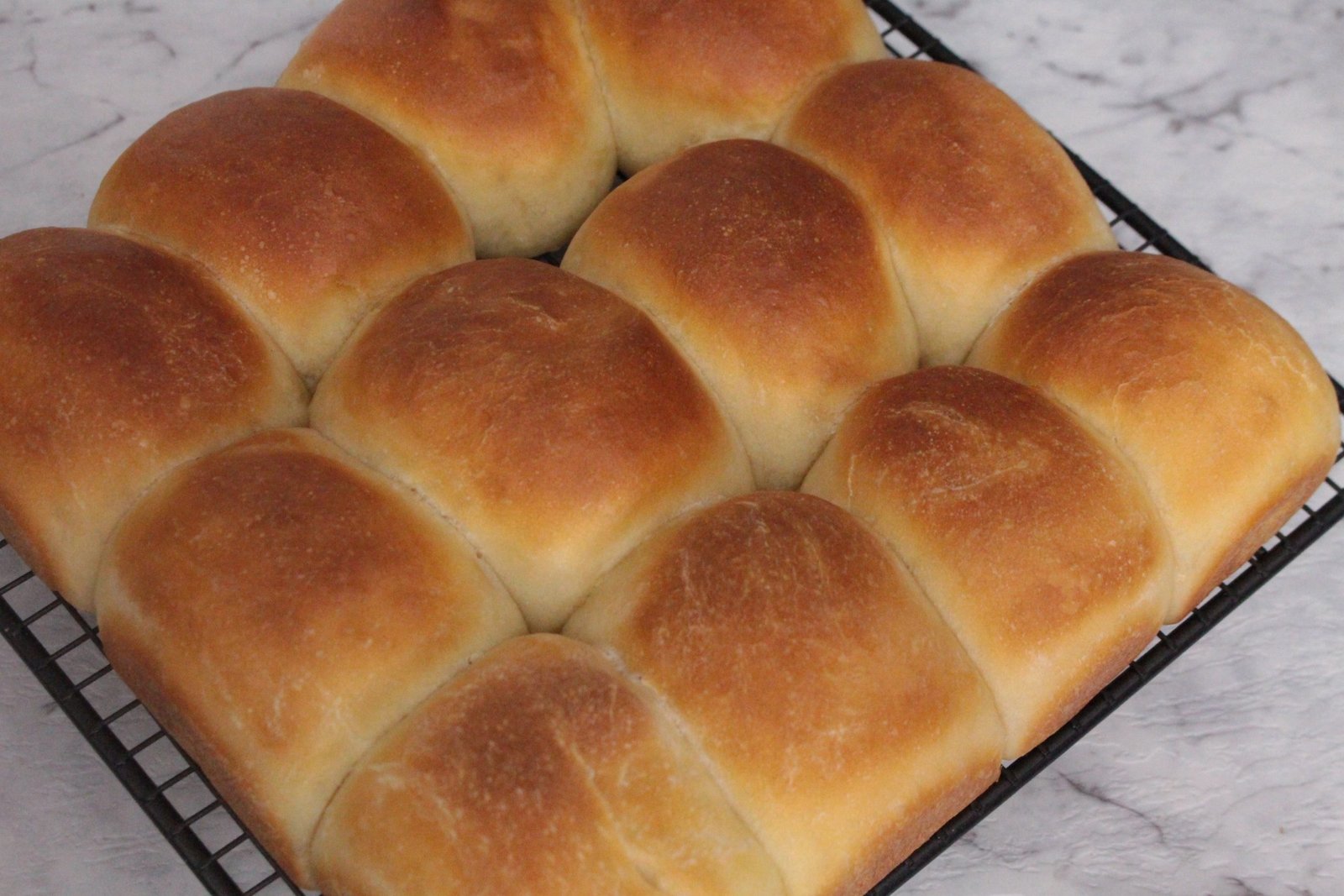 How to make bread rolls